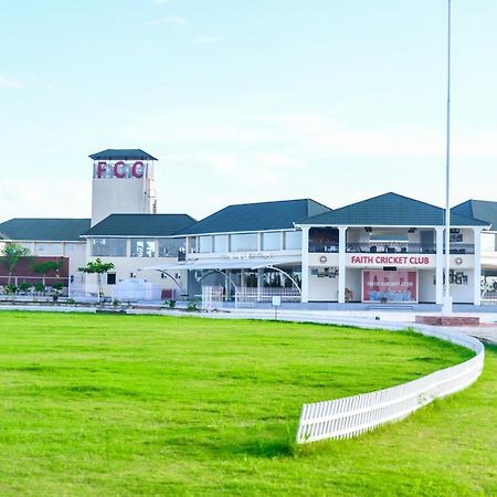 Faith Cricket Club & Resort Bhopal Extérieur photo