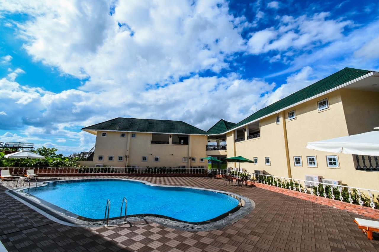 Faith Cricket Club & Resort Bhopal Extérieur photo