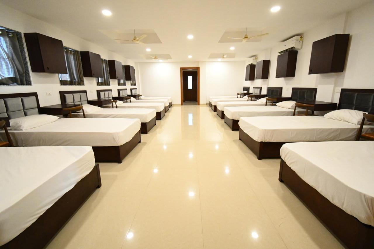 Faith Cricket Club & Resort Bhopal Extérieur photo