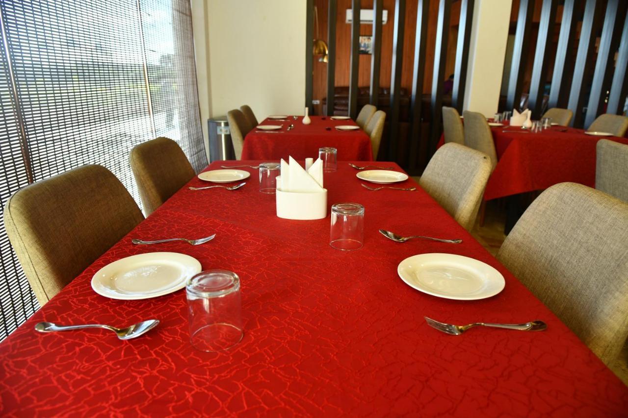 Faith Cricket Club & Resort Bhopal Extérieur photo
