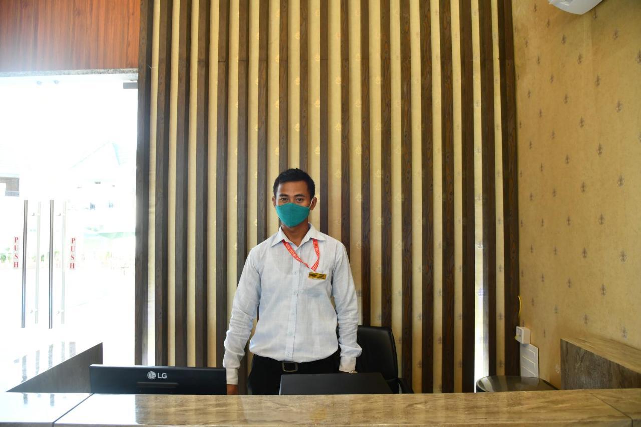 Faith Cricket Club & Resort Bhopal Extérieur photo