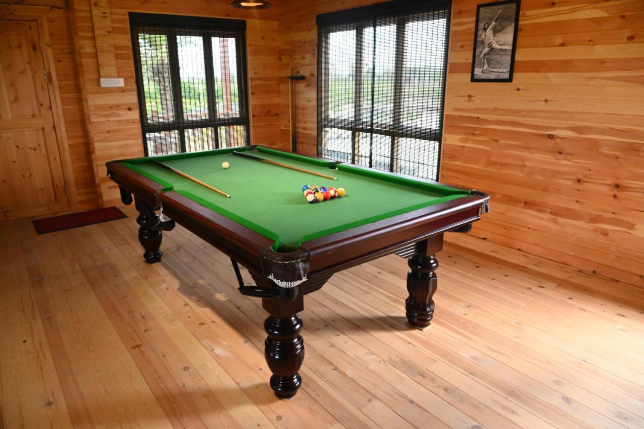 Faith Cricket Club & Resort Bhopal Extérieur photo