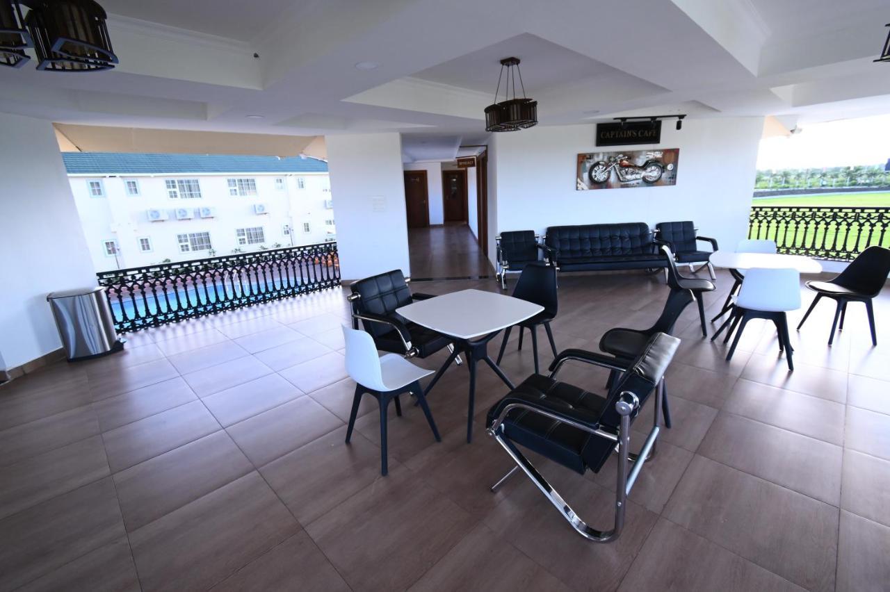 Faith Cricket Club & Resort Bhopal Extérieur photo
